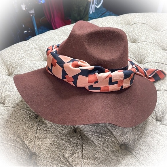 💕Brown Wool Floppy Hat Toucan Collection & Silk Scarf from Austria💕 - Picture 3 of 14